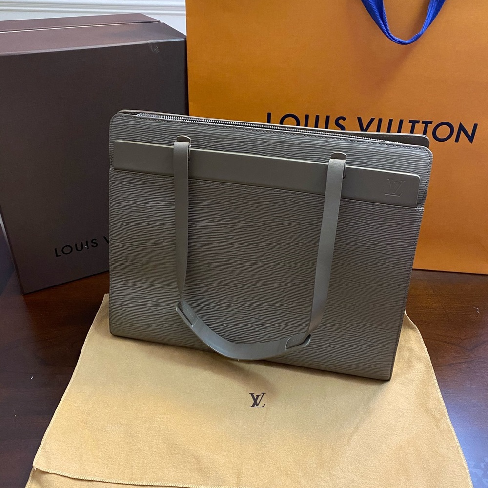 Louis Vuitton Epi Croisette GM tote bag